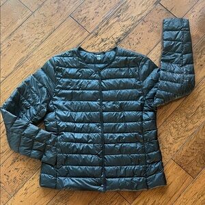 Uniqlo Women's Collarless Puffer Jacket